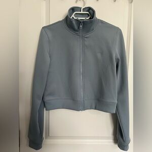 ARITZIA TNA LIGHT BLUE CROPPED JACKET - LARGE